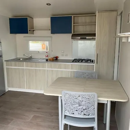 Mobil-home *